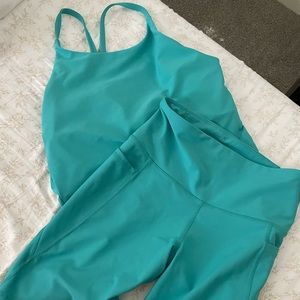 Old navy activewear set
